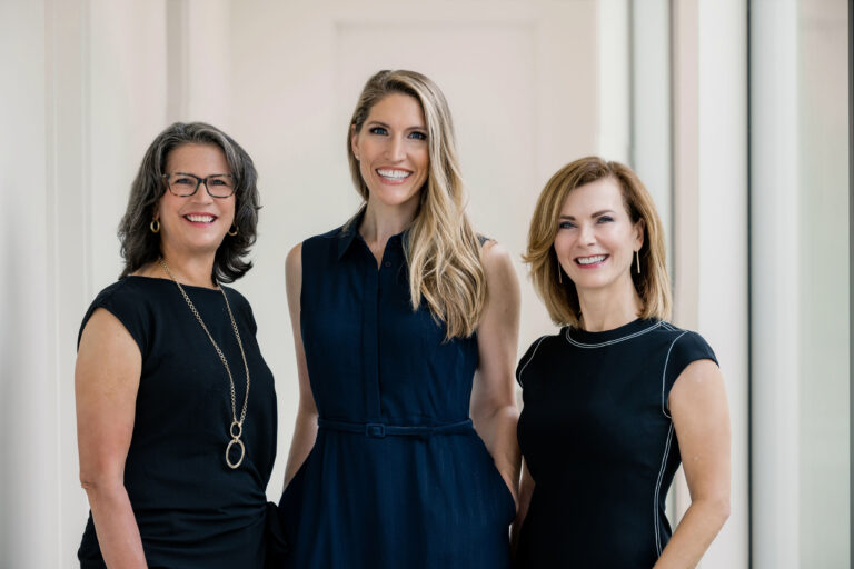 Kirsten Greta Stephanie Group horizontal 0397 1 768x512